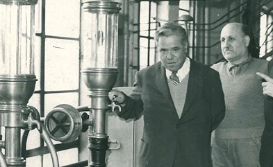 1930